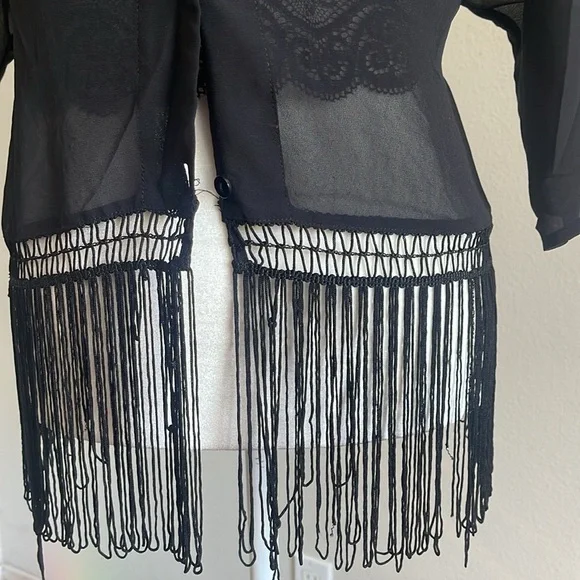 H&M Black Sheer Lace Fringe Blouse Size 12 - Picture 3 of 5